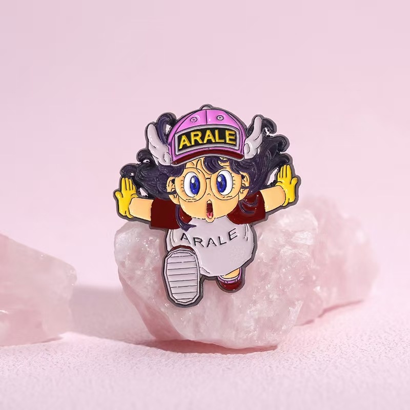 Cartoon Dr. Slump Arale Badge  - Anime Cosplay Little Girl 评论和价格