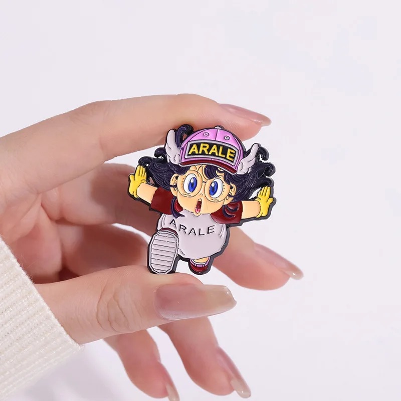 Cartoon Dr. Slump Arale Badge  - Anime Cosplay Little Girl 评论和价格
